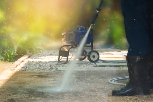 Best Gas Station Cleaning  in Central Point, OR